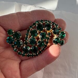 Vintag Dark Green Crystal Swirl Costume  Pin Brooch 1950’s-60’s